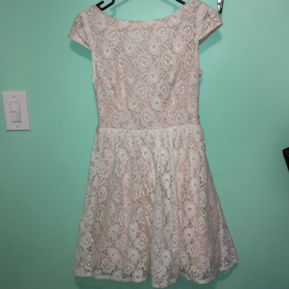 White lace dress